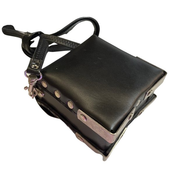 90s vintage smiley happy face trunk mini Box Purse w shoulder / crossbody strap - Picture 4 of 4